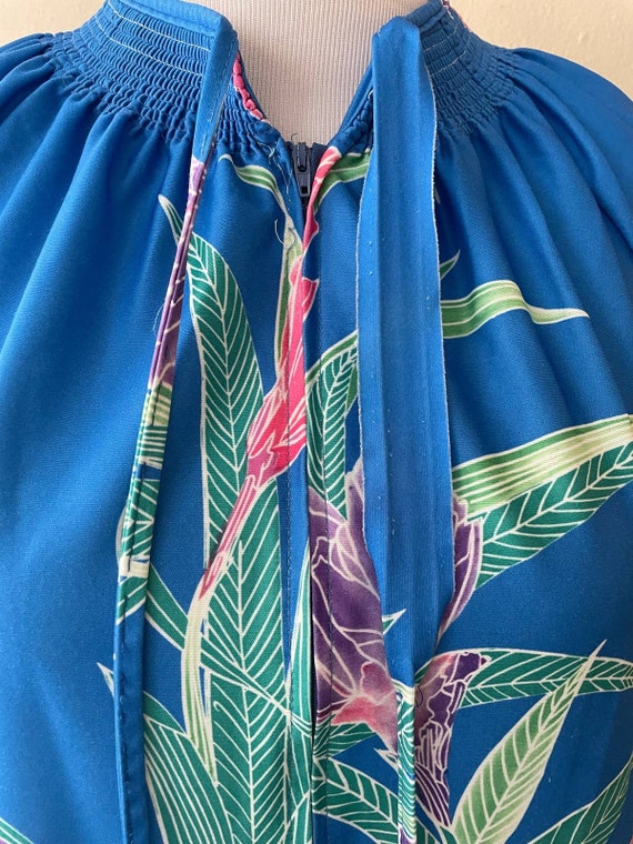 Size L - Vintage 70s Blue Floral Tropical Housedr… - image 3