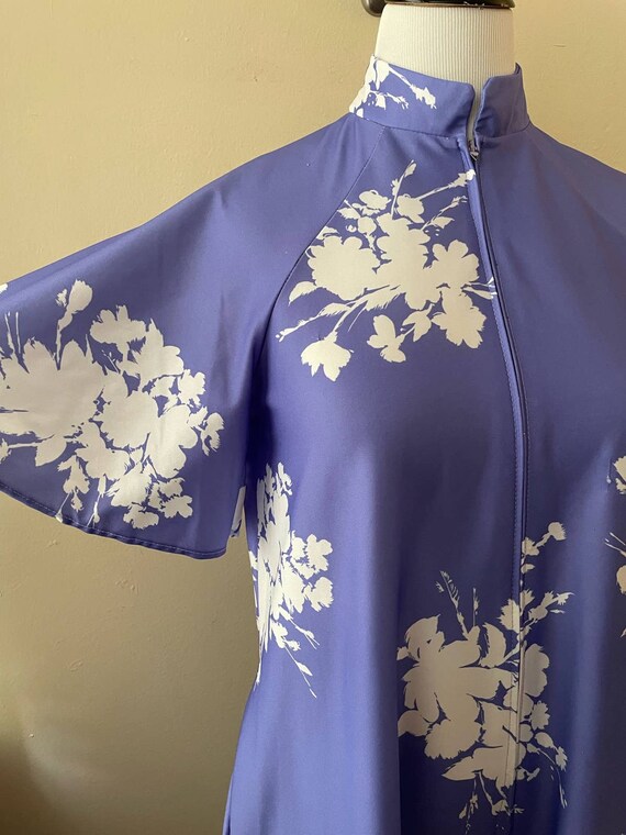 Size XL - Vintage Purple & White Zip Up Floral Ho… - image 2