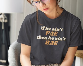 Funny Bookish Fae T-Shirt: SJM Fan Girl Tee