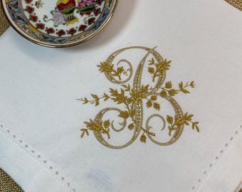 serviette de table, broderie, initiale monogrammée fantaisie