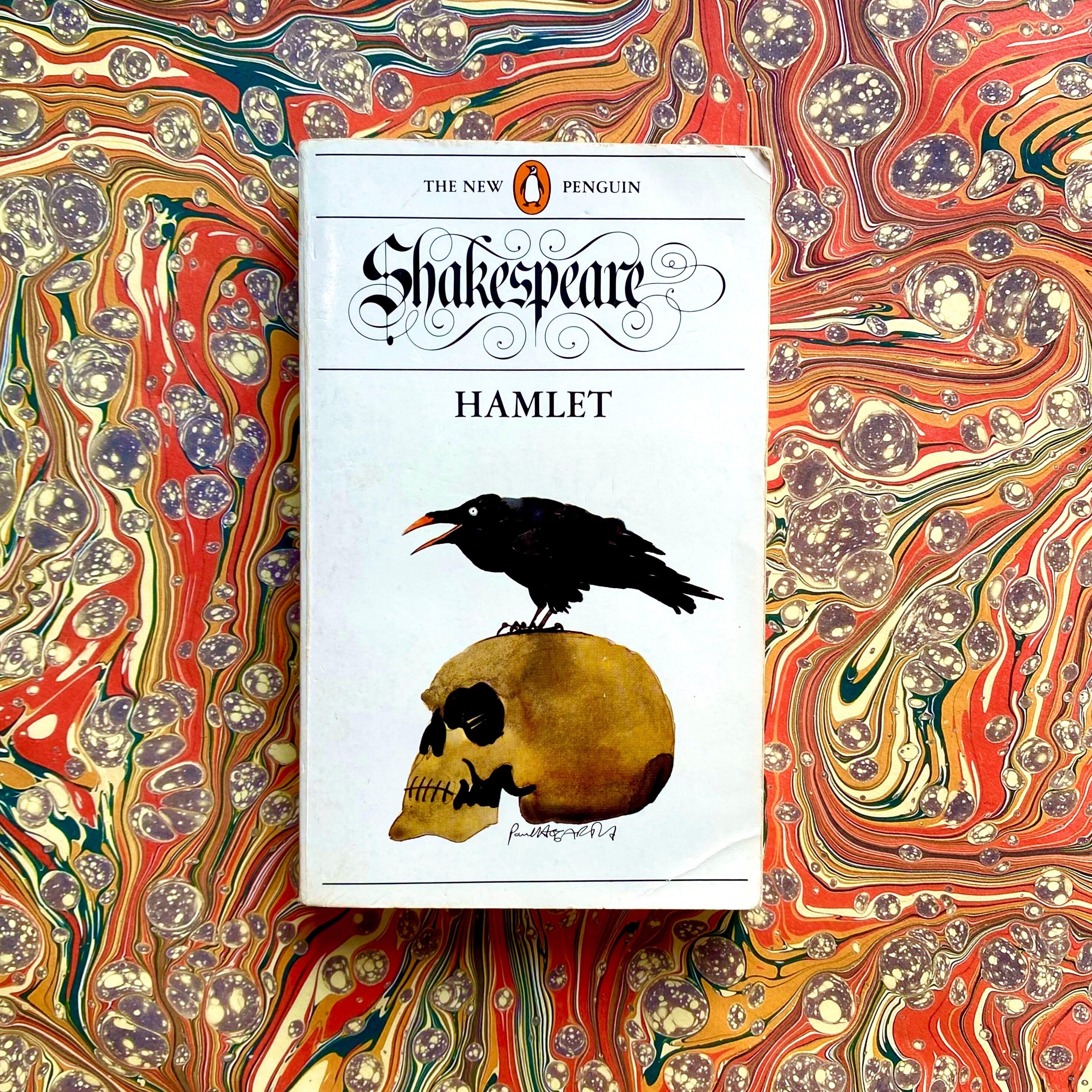 Hamlet Shakespeare. Vintage Play/drama Paperback. 1985. Published by Penguin  Books. 
