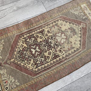 Small faded rug, Turkish mini rug, Antique rug, Doormat rug, Vintage rug, Oushak rug, Organic wool rug, Bohemian rug, Boho decor, 1.7x3.3 ft