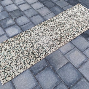 Runner rug, Oushak rug, Vintage rug, Hallway rug, Turkish rug, Bohemian rug, Organic wool rug, Handmade rug, Oriental rug, 2.5x8.0 ft