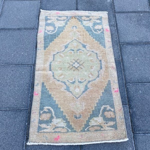 Small rug, Boho rug, Rustic rug, Vintage rug, Turkish rug, Mini rug, Oushak rug, Oriental rug, Handmade rug, Organic wool rug, 1.8x3.1 ft