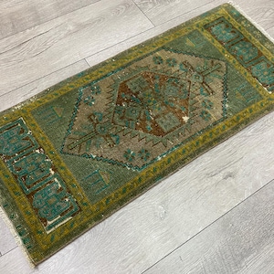Faded rug, Turkish rug, Small oushak rug, Vintage rug, Antique rug, Doormat rug, Bohemian rug, Organic wool rug, Handmade rug, 1.3x3.0 ft