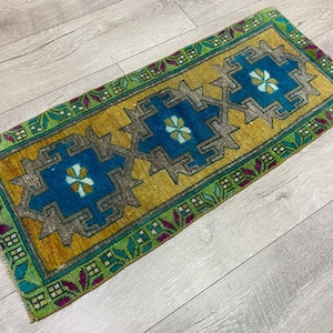 Kleiner gelber Teppich, Türkischer Teppich, Antiker Teppich, Handgeknüpfter Teppich, Boho-Teppich, Handgeknüpfter Teppich, Wollteppich, Bio-Wolle, 40x90 cm