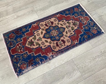 Small rug, Pink rug, Turkish rug, Vintage rug, Oushak rug, Turkey rug, Doormat, Bath rug, Wool rug, Rustic rug, Boho decor rug, 1.5x3.1 ft