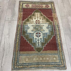 2x3 Small rug, 2x3 Mini rug, 2x3 Turkish rug, 2x3 Doormat rug, 2x3 Vintage rug, 2x3 Bath rug, Oushak rug, Antique rug, Boho rug, 1.8x3.1 ft
