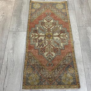 Kleiner Teppich, Vintage Teppich, Fußteppich, Oushak Teppich, Badteppich, Wollteppich, Handgewebter Teppich, Türkischer Teppich, Boho Teppich, Orientteppich, 50 x 100 cm