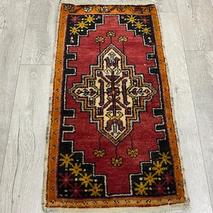 2x3 Small rug, 2x3 Vintage rug, 2x3 Doormat rug, 2x3 Turkish rug, 2x3 Mini rug, 2x3 Pink rug, 2x3 Oushak rug, 2x3 Entryway rug, 1.7x3.2 ft