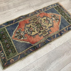 Vintage Teppich, kleiner türkischer Teppich, Fußmatte, Oushak Teppich, Naturteppich, Badteppich, Boho Teppich, Handgewebter Teppich, Bio-Wollteppich, 40 x 100 cm