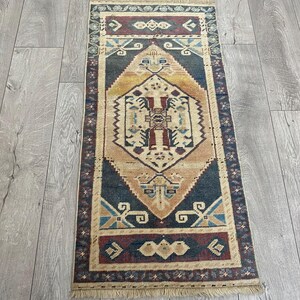50 x 100 cm, Orientteppich, Kleiner vintage Teppich, Türkischer Teppich, Oushak Teppich, Fußmatte, Küchenteppich, Unikat, Handgemachter Wollteppich