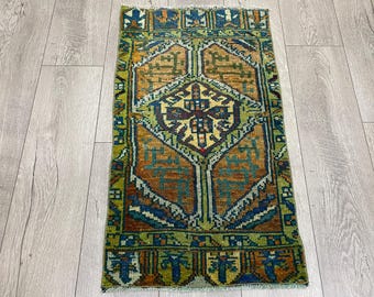 Turkish vintage rug, Small rug, Doormat, Wool carpet, 1.6x2.8 ft