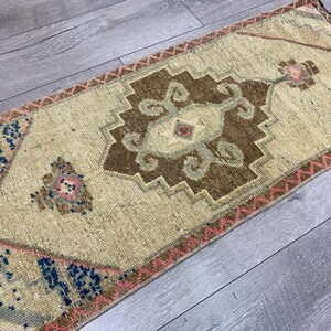 Oushak small rug, Turkish vintage rug, Organic rug, Doormat, Kitchen rug, Oriental rug, Ethnic rug, Bohemian rug, Rustic rug, 1.5 x 3.4 ft image 2