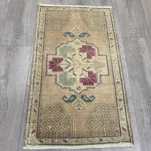 2x3 Brown rug, 2x3 Vintage rug, 2x3 Small rug, 2x3 Turkish rug, 2x3 Muted rug, 2x3 Doormat rug, 2x3 Mini rug, 2x3 Oushak rug, 1.7x3.0 ft