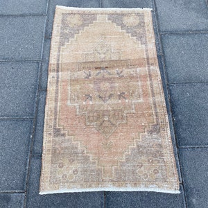 Turkish rug, Boho decor rug, Vintage rug, Faded rug, Organic wool rug, Doormat rug, Bohemian rug, Mini rug, Doormat rug, Bath rug 1.7x3.0 ft