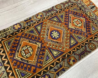 2x4 Small rug, 2x4 Turkish rug, 2x4 Vintage rug, 2x4 Doormat rug, 2x4 Oushak rug, 2x4 Wool rug, 2x4 Bath rug, 2x4 Entryway rug, 1.7x3.9 ft