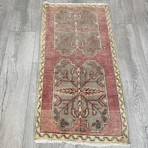 2x3 Small rug, 2x3 Vintage rug, 2x3 Doormat rug, 2x3 Turkish rug, 2x3 Mini rug, 2x3 Pink rug, 2x3 Oushak rug, 2x3 Entryway rug, 1.7x3.3 ft