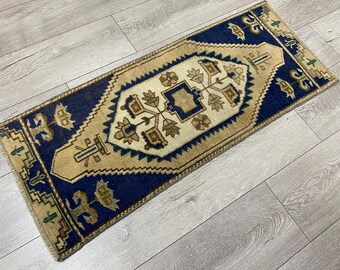 Unique rug, Small turkish rug, Vintage rug, Doormat, Boho decor rug, Handmade wool rug, Bohemian rug, Oriental rug, Bath rug, 1.3x3.4 ft