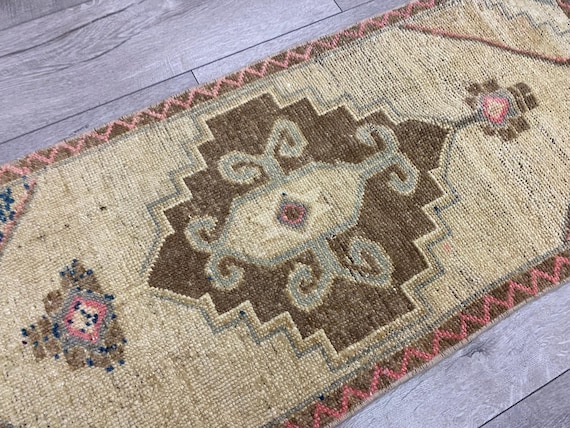 Oushak small rug, Turkish vintage rug, Organic rug, Doormat, Kitchen rug, Oriental rug, Ethnic rug, Bohemian rug, Rustic rug, 1.5 x 3.4 ft