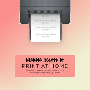 Puede incluir: Una impresora con una hoja de papel que dice "Stars can't shine without darkness" en gris. El texto se repite tres veces en el papel. La impresora est&aacute; sobre un fondo degradado rosa y naranja. El texto "lifetime access to PRINT AT HOME" est&aacute; en negro sobre un rect&aacute;ngulo rosa. Debajo del texto hay un rect&aacute;ngulo blanco con el texto "Download + save to your computer to print unlimited copies when you want!" en negro.