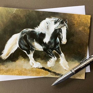 Tarjeta con arte ecuestre "Espíritu Romaní". Tarjeta tradicional de caballo gitano "Piebald Cob" para amantes de los caballos.