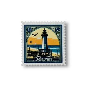 Puede incluir: Un sello postal de estilo vintage que presenta un faro en una playa con el texto "Delaware" y "5¢" en la esquina superior izquierda.
