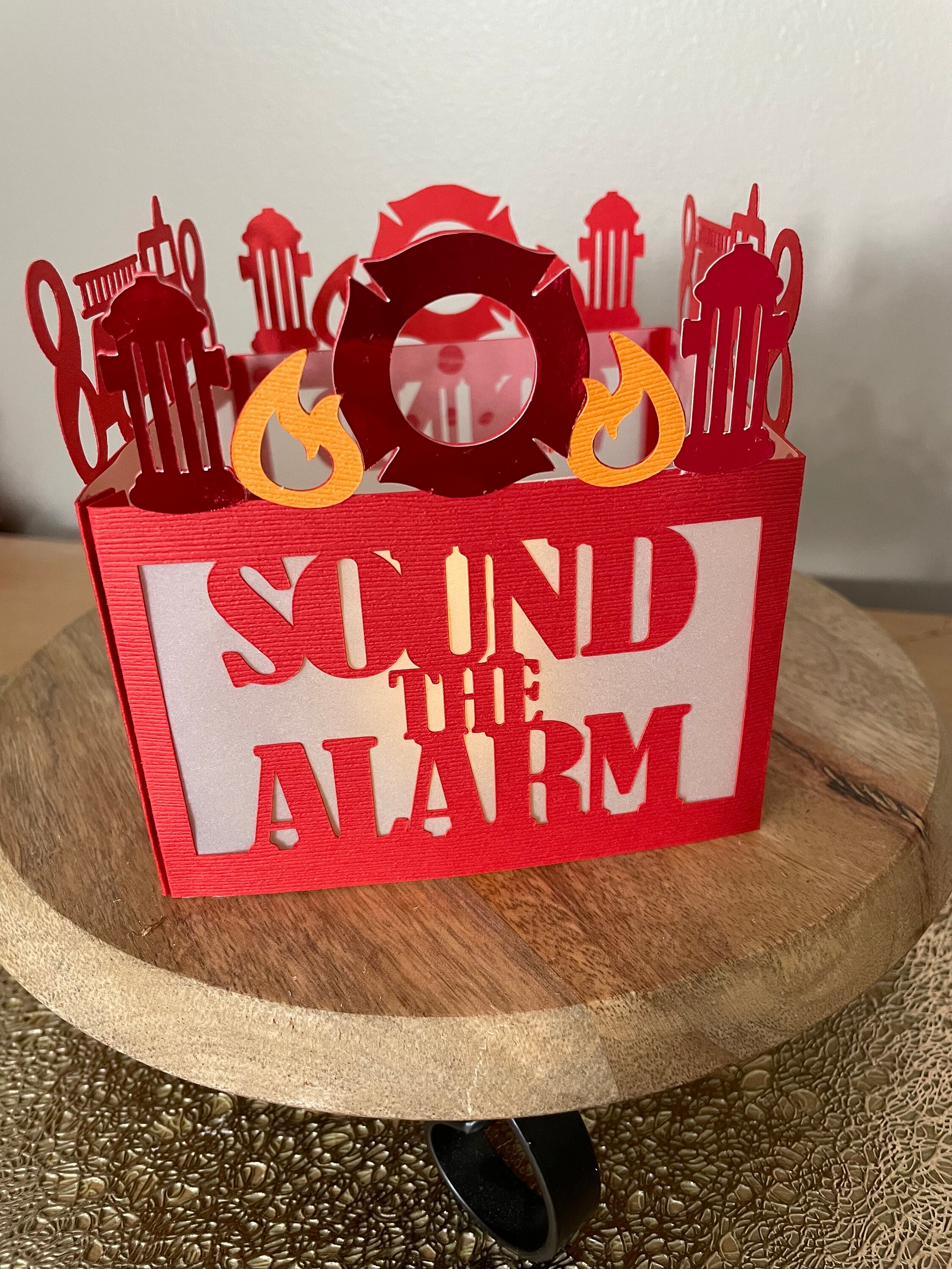 8 PCS Pompier Centre De Table Décorations Anniversaire - Pompiers Nid D'Abeille 3D - Fête Enfant