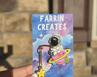 Astronaut space fishing Hard Enamel Pin | Cute space enamel pin | space lover, NASA | kawaii space art, enamel pin, brooch, pin