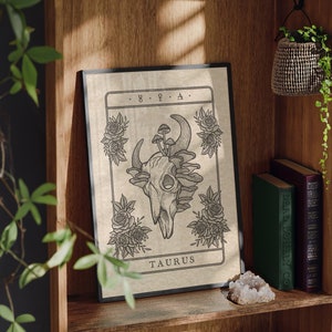 Lámina de tarot de Tauro sin marco, lámina de arte brujo de estilo gótico y académico oscuro de Dead Lonely Co. Un regalo ideal para Tauro. Tamaño grande o pequeño.