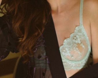 Next To Nothing LA, Aro de encaje Mint Delphine