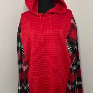LEIGHTWEIGHT/textured red & black upcycled flannel hoodie rework