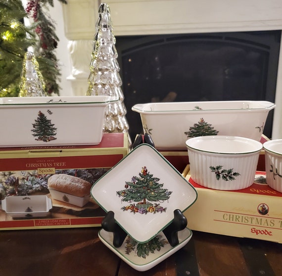 Spode Christmas Tree Baking and Hostess Serving Dishes In-box 