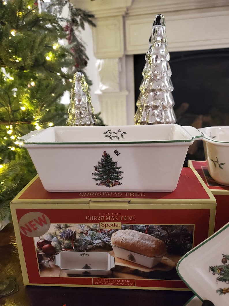Spode Christmas Tree Baking and Hostess Serving Dishes In-box; 9