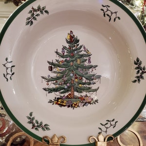 Large Vintage Spode Christmas 12&quot; Rimmed Pasta Serving Bowl | Never Used | Green Trim; Made in England | Christmas Tree Replacement