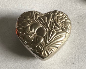 Vintage International Silver Company Silver Plated Floral Heart Shaped Trinket Box With Burgundy Velvet Lining 4 1/2”