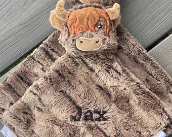 Handmade personalized highland cow lovey / animal baby tagged comfort / crinkle tag toy lovey / longhorn baby shower gift / embroidered name