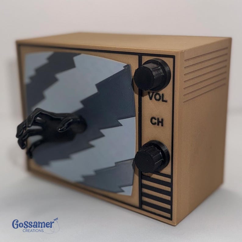 Retro TV Deck Box – 3D-Printed image 3