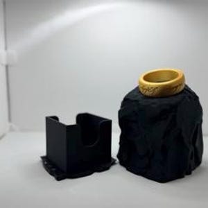 Fantasy Ring Deck Box, Stone Textured Card Storage, Magnetic Closure (MTG Holder) 画像 3