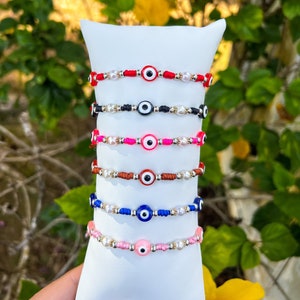 Evil eye pearl bracelet | pulsera de mal ojo