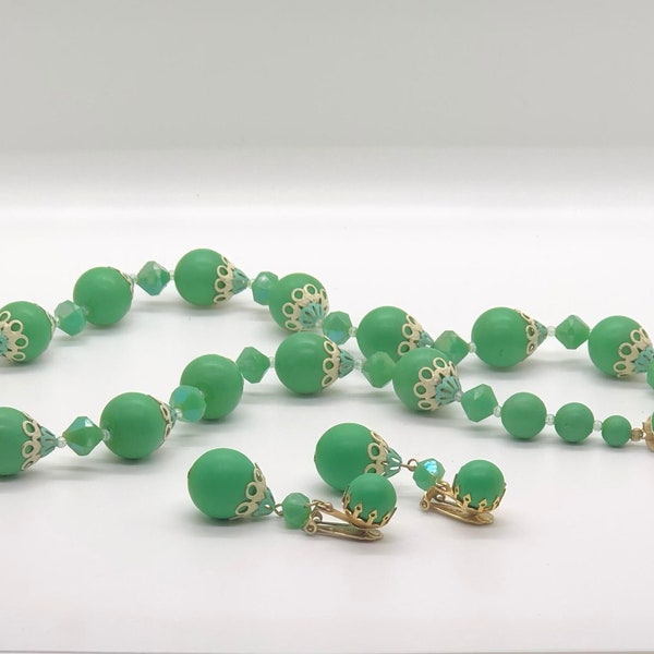Vintage Costume Jewelry Jade Color Necklace & Clip-On Earring Set