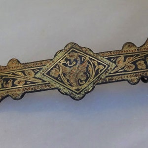 Unusual Victorian dragon bar pin / brooch