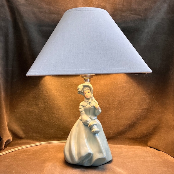 Vintage Figural 19th Century Lady Boudoir Lamp - Chalk Ware Lady Lamp, 1940's Lady Lamp, Vintage Leviton Lamp, Boudoir Lady Lamp