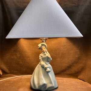 Vintage Figural 19th Century Lady Boudoir Lamp Chalk Ware Lady Lamp, 1940's Lady Lamp, Vintage Leviton Lamp, Boudoir Lady Lamp image 2