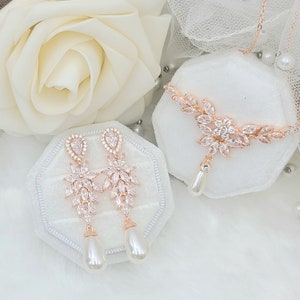 ROSE GOLD, SILVER  Long Teardrop Pearl Earring , Necklace Set.  Bridesmaid Jewelry Set. Bridal Jewelry Set. Wedding Set.