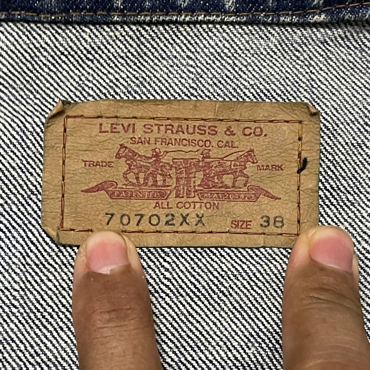 tsubasa_6　70s ビンテージ リーバイス キャッシュ トレー 大 Men's Vintage 80s 90s Levi's 560 Red Tab Loose Fit Tapered