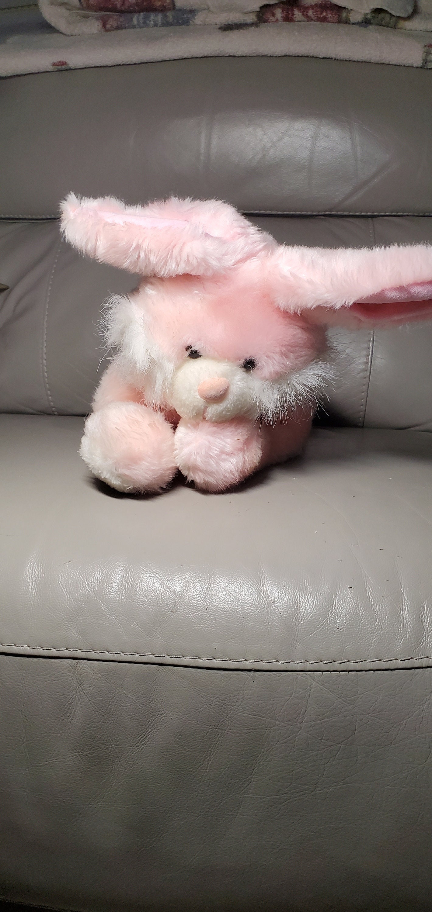 Dan Dee Collector's Choice Pink Bunny Plush Laying Down Vintage 18