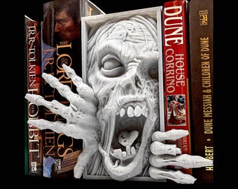 Zombie Book Nook: Discover Enchanting Fantasy Horror Magic | Perfect Gift for Book Lovers, Halloween and Horror Fans, and Tabletop Gamers