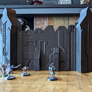 Alien City GM Screen with Dice Towers - Modular 3D Printed - Designed by Fates End. A Sci Fi Tabletop DnD DM Screen Perfect for RPGs