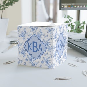 Monogrammed Self-Stick Memo Cube, Sticky Notes, Patchwork Floral Stationery, Personalized Note Cube, Cottagecore Pattern,